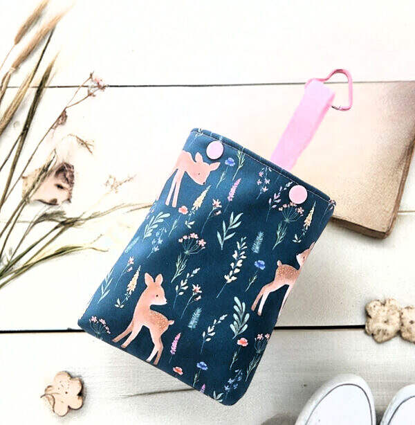 Futtertasche Leckerli Beutel für Hunde Softshell Blau Reh Motiv